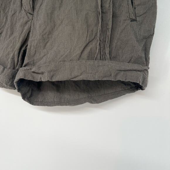 Nice Collective Utility Shorts Women's Sze 2 Gray Striped Button-Fly Cuffed Y2K - Picture 5 of 9